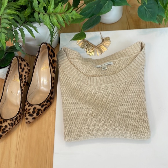 Banana republic short sleeve sweater - Picture 7 of 9